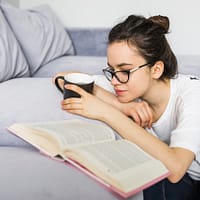 ¿Papel o pantalla? Razones por las que el libro en formato físico es la mejor opción